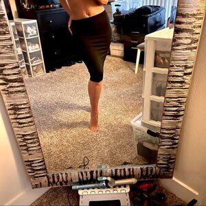 2 B By Bebe Gorgeous MIDI Skirt!